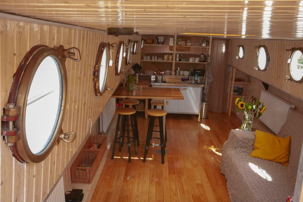 Houseboat Vinkeveen Exterior photo